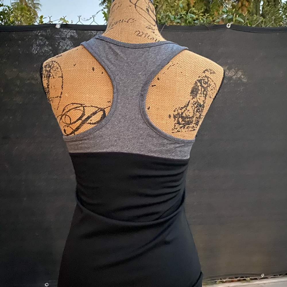 Track suit - Picture 7 of 10